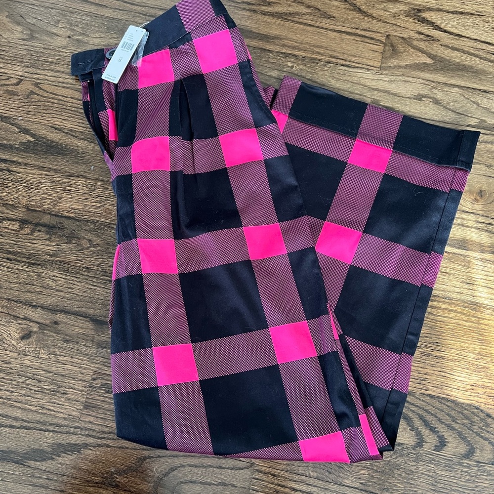 Stylish Plaid Wide Leg Pants in Pink and Black